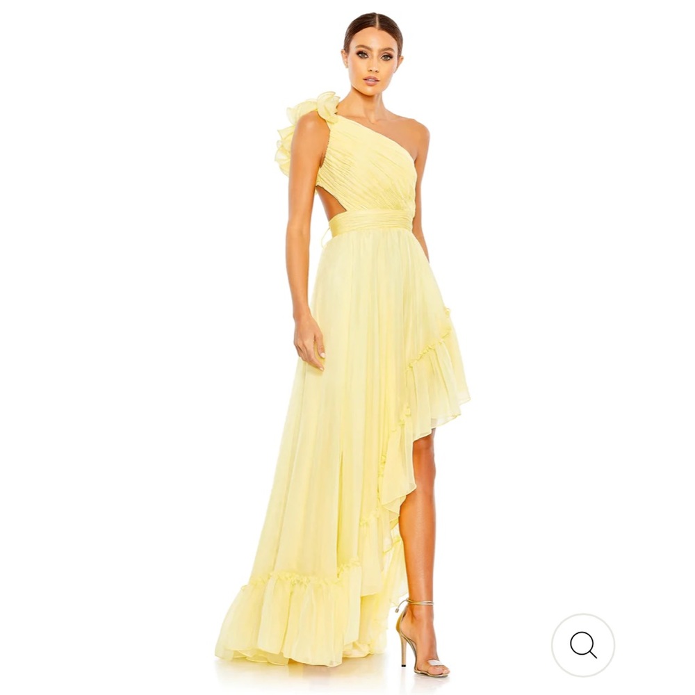 Mac Duggal RUFFLED ONE SHOULDER ASYMMETRICAL GOWN size 8 in butter